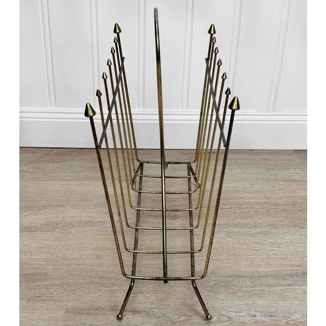 Mid-Century Gold Aluminum Spear Head Record Caddy Magazine Rack For Sale - Image 4 of 7