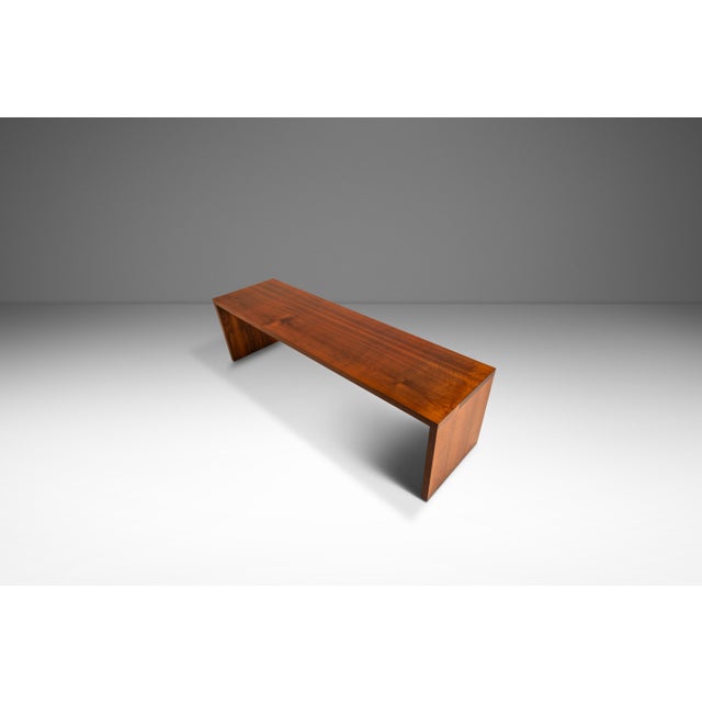 1980s Substantial Handmade Minimalist MCM Custom-Made Studio / Gallery Bench in Walnut, Usa, C. 1980s For Sale - Image 5 of 18