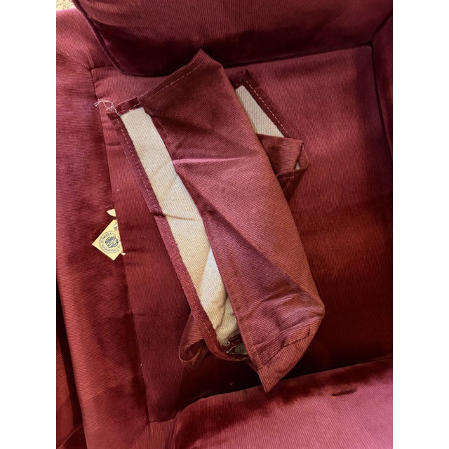1990s Vintage 1990s Pair of Flexsteel Burgundy/Dark Plum Club Chairs or Lounge Chairs For Sale - Image 5 of 11
