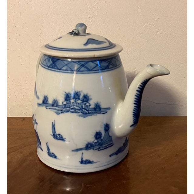 Antique 19th Century Chinese Export Blue & White Canton Porcelain Tea Pot For Sale - Image 4 of 12