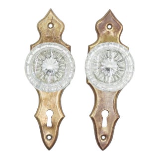 Pair of Vintage Glass Dummy Door Knobs With Keyhole Plates For Sale