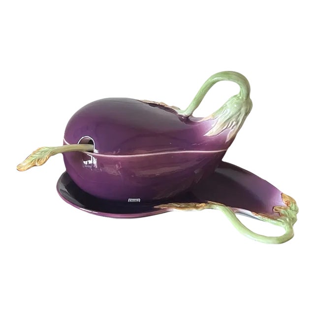 Fitz & Floyd - Tureen and Platter With Ladle in Form of Aubergine (Hand Painted) - 1988, Set of Three (3) For Sale