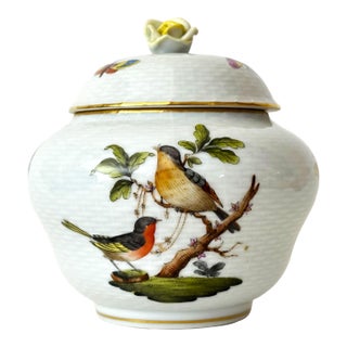 Mid 20th Century Herend Rothschild Bird Ginger Jar, Birds and Butterflies Yellow Rose For Sale