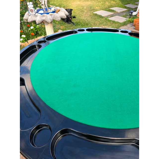 1940s 1940s MCM Durham Line Model 4100 Poker Table – Mid-Century 8-Player Card Table W/ New Felt For Sale - Image 5 of 12