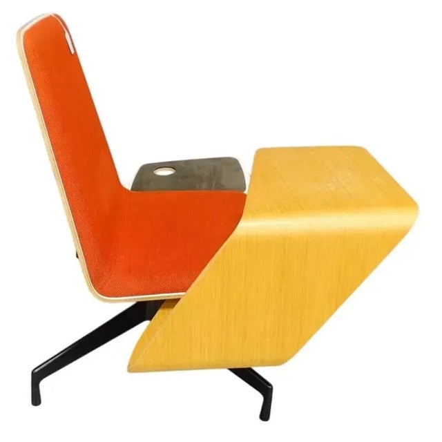 Haworth Harbor Work Lounge Chair Modern Design by Nicolai Czumag-Bront For Sale In Pittsburgh - Image 6 of 9