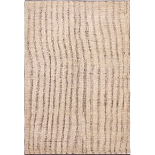 Nazmiyal Collection Neutral Tones Chic Contemporary Area Rug For Sale