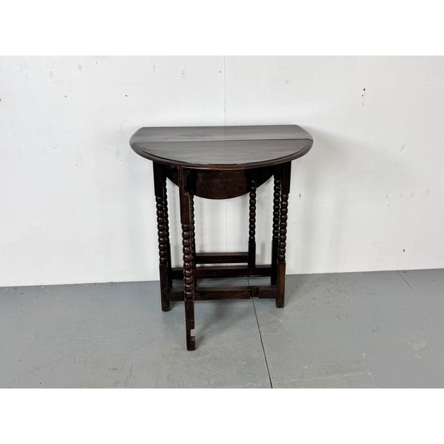 Wood Small Antique Oak Gateleg Drop-Leaf Side Table, 1900s For Sale - Image 7 of 13