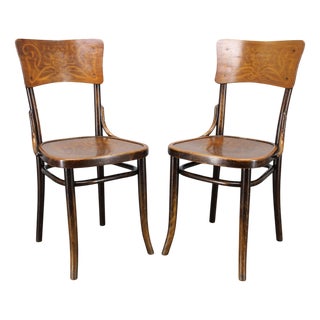 Art Nouveau Bentwood Chairs from Thonet, Czechoslovakia, 1920s, Set of 2 For Sale