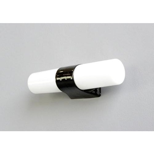 Wilhelm Wagenfeld Model 6040 Wall Light by Wilhelm Wagenfeld for Lindner For Sale - Image 4 of 11