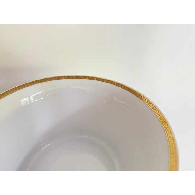 Modern Medallion Meandre d'Or Bowl by Versace for Rosenthal, 2000s For Sale - Image 3 of 4