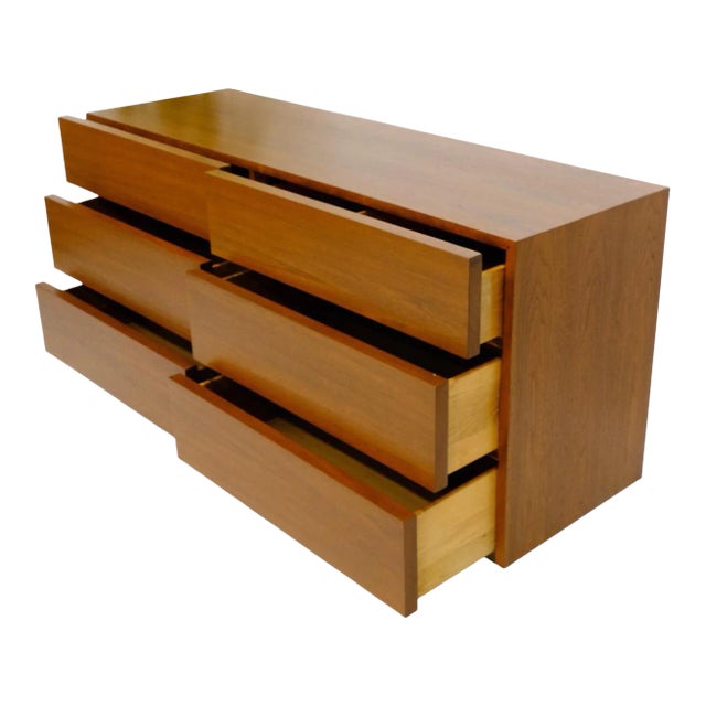 Mid-Century Modern Block Front American Walnut 6 Drawers Dresser Restored For Sale