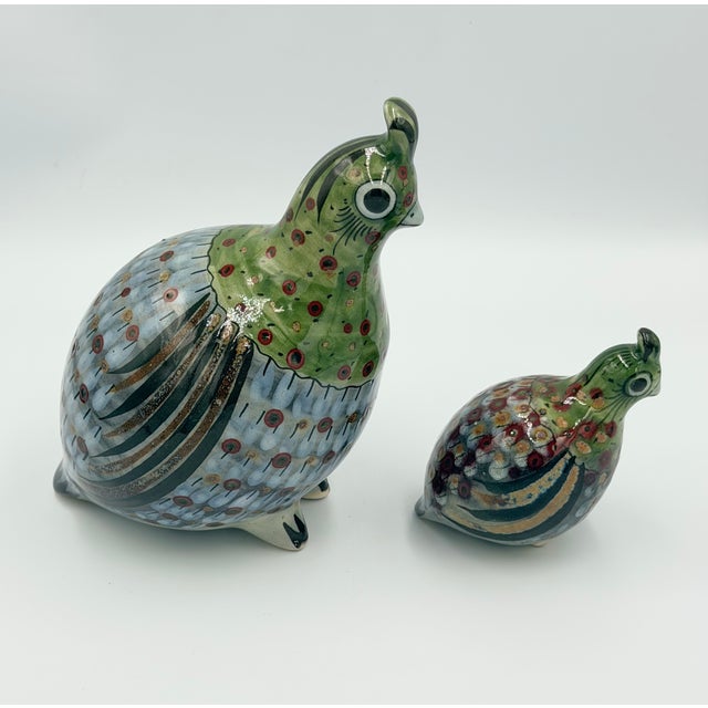 Folk-Art Ken Edwards Tonala Pottery Hand Painted Palomar Quail Mama & Baby Bird For Sale - Image 4 of 9