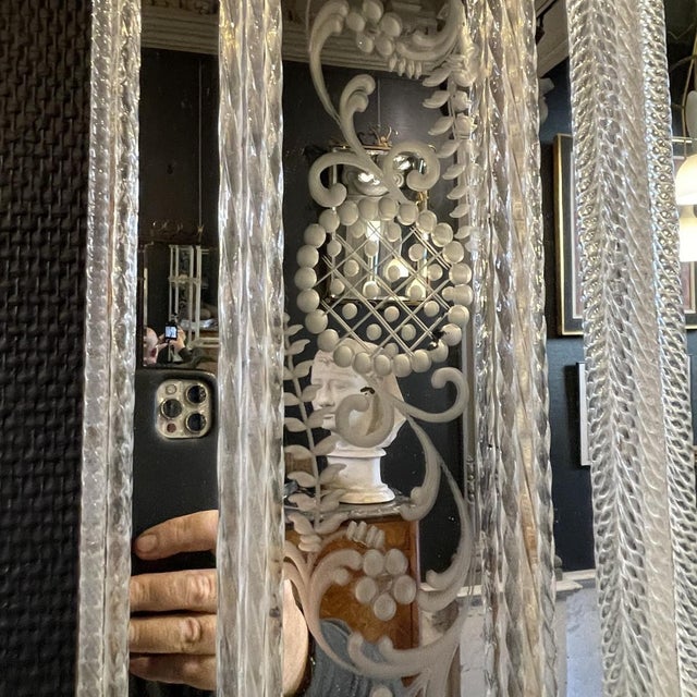 Baroque Early 20th Century Mirror with Engraved Murano Glass Panels from Barovier & Toso For Sale - Image 3 of 13
