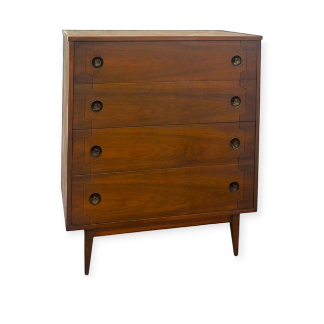 Vintage Mid-Century Modern 4-Drawer Tallboy Dresser Dovetailed Drawers. For Sale - Image 4 of 12