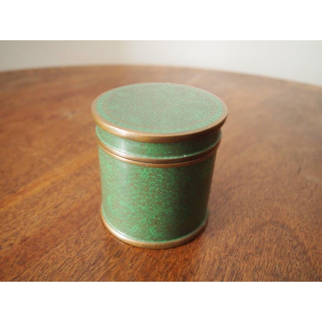 1920s Chinese Green Cloisonné Box For Sale - Image 5 of 5
