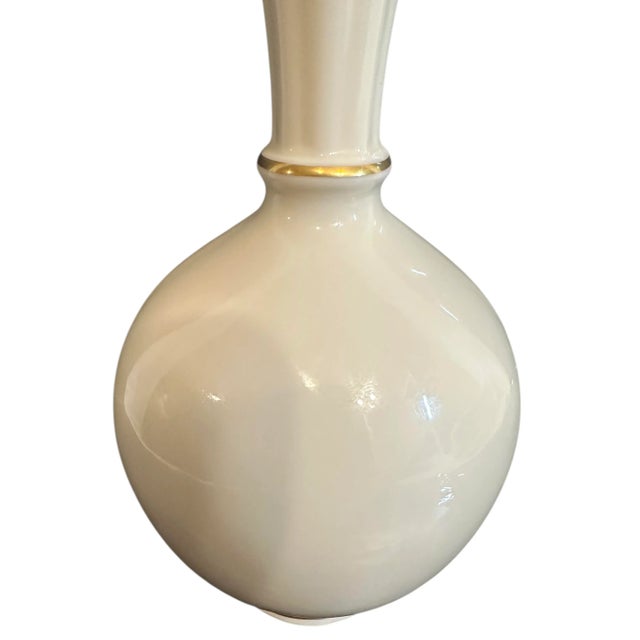 Off-white Vintage Lenox Holly Leaves and Red Berries Motif Bud Vase For Sale - Image 8 of 12