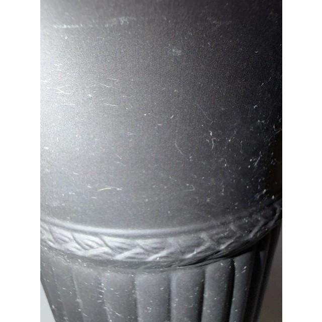 1960s Vintage 1960s Wedgwood Black Basalt Fluted Trumpet Footed Vase For Sale - Image 5 of 16