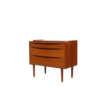 Mid-Century Danish Dressing Table in Teak, 1960 For Sale