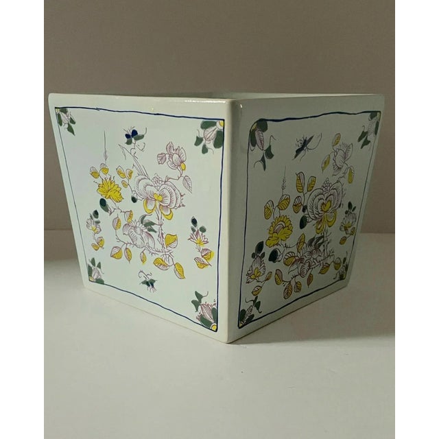 Vintage Polychrome Dutch Delft Frog Vase For Sale - Image 9 of 9