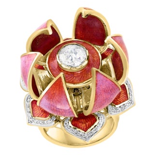 Gorgeous Lotus Flower which open & Close with solitaire Diamond and Enamel S 6.5 For Sale