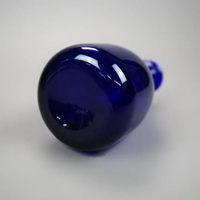 Thomas Webb Cobalt Art Glass Decanter Signed circa 1920 For Sale - Image 10 of 11