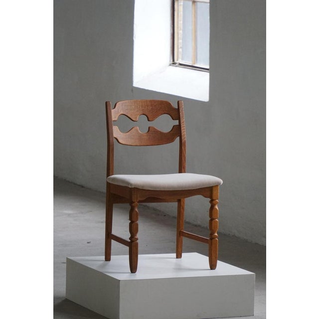 An exceptional set of 6 dining chairs designed by Henning Kjærnulf for Nyrup Møbelfabrik, Denmark, in the 1960s. Known as...