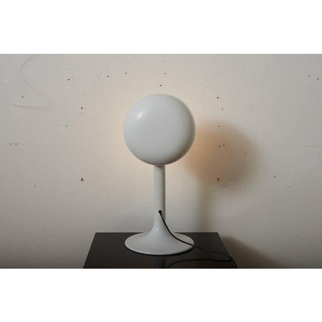 Metal Foldable Studio Model Table Lamp in White Lacquered Metal by Carlo Viligiardi for Stilnovo, 1972 For Sale - Image 7 of 11