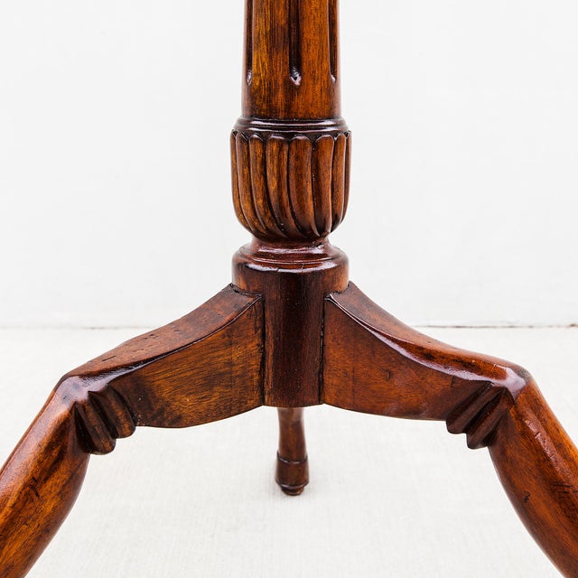 Early 20th Century Isle of Man Solid Mahogany Tilt-Top Tripod Supper Table For Sale In Los Angeles - Image 6 of 12
