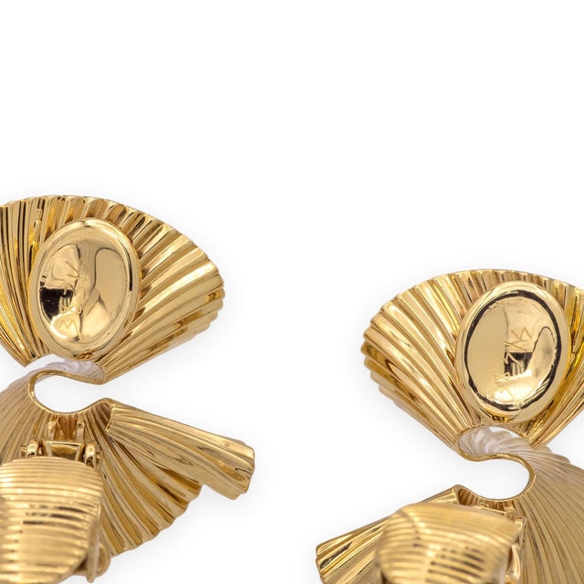 1950s Retro Tiffany & Co. George Schuler 14k Yellow Gold Swirl Clip on Earrings 1950's, A Pair For Sale - Image 9 of 12