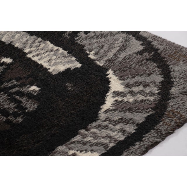 Mid-Century Modern Vintage Swedish Rya Rug, Monochrome Concentric Abstract - Rug & Kilim For Sale - Image 3 of 8