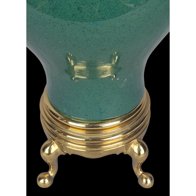 1980s Hollywood Regency Style Emerald Green Ceramic Table Lamp on Brass Ball-and-Claw Base For Sale - Image 17 of 18