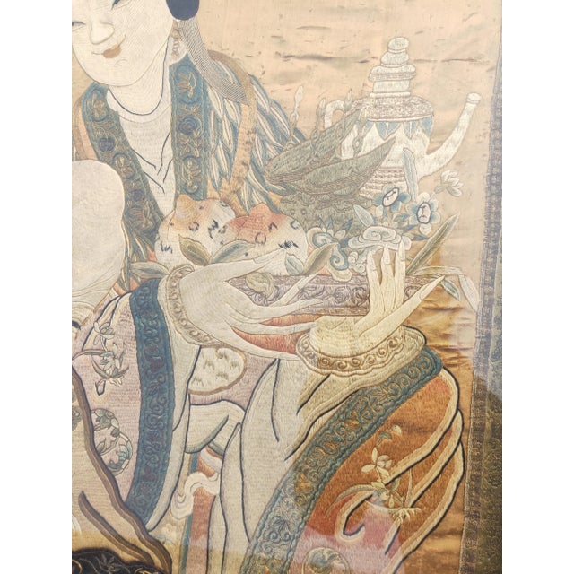 19th Century Chinese Silk Embroidery ( 3' 3" x 6' 10" - 99 x 209 ) For Sale In New York - Image 6 of 6