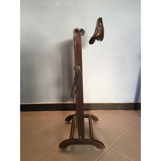Vintage Walnut and Brass Details Valet from Fratelli Reguitti, 1970s For Sale - Image 12 of 16