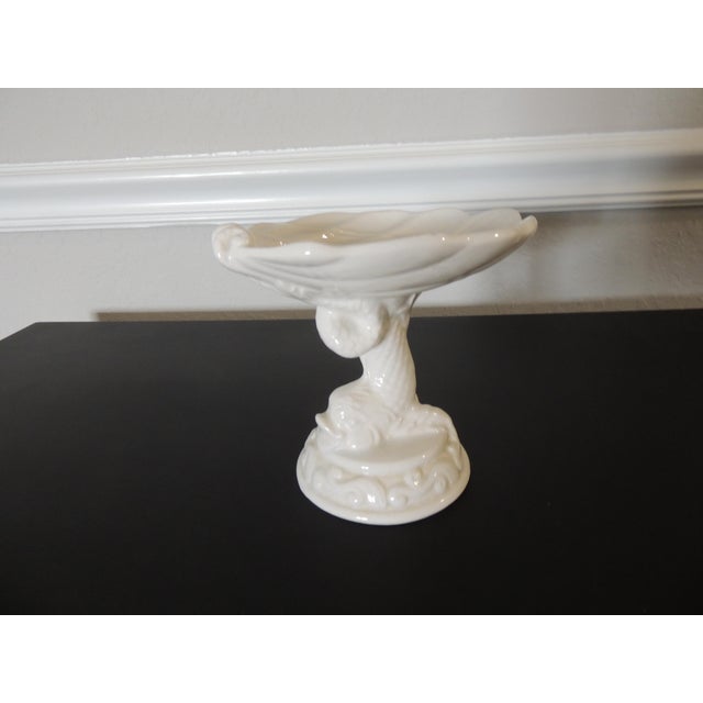 Vintage White Porcelain Asian Dolphin Ans Shell Soap Dish. Original label made in Japan. Size: 6"D x 4.25"W x 5.5"H