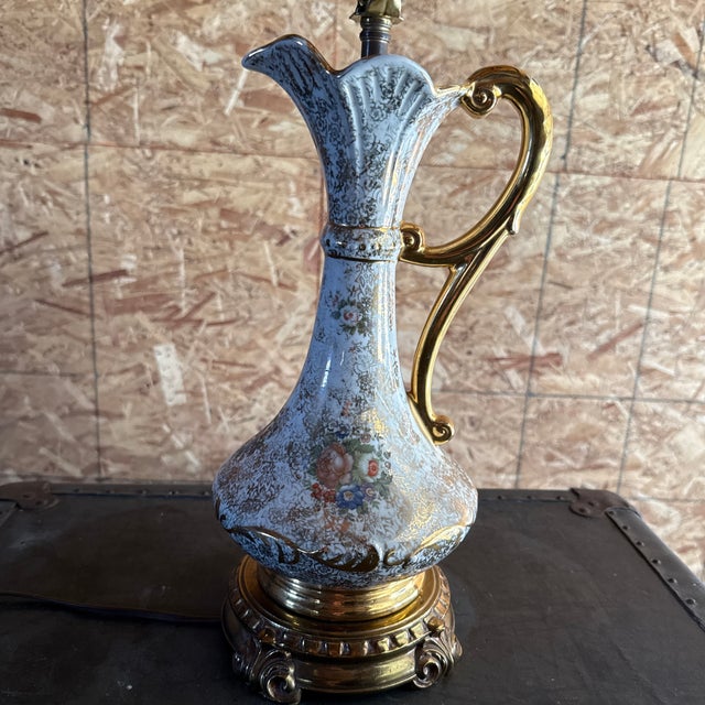 Vintage Hollywood Regency Gilt Floral Porcelain Pitcher Lamp, 1940s–50s For Sale - Image 11 of 12