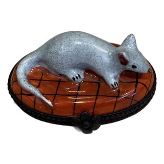 Antique Porcelain Mouse Trinket Box For Sale