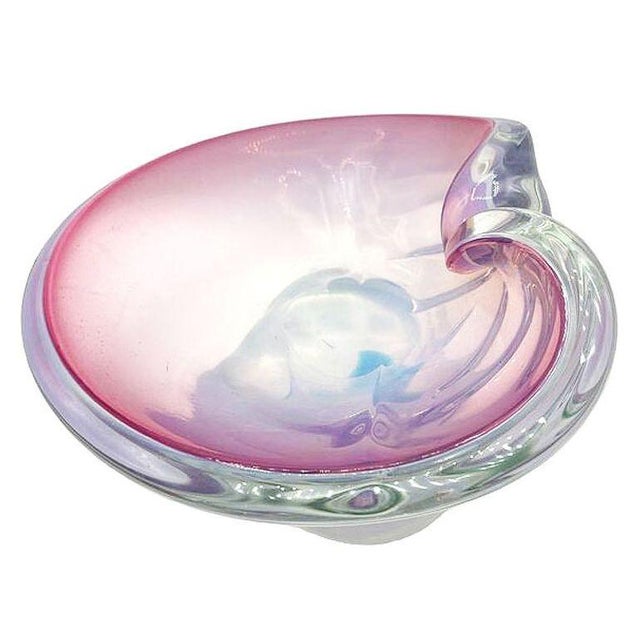 1960s Mid 20th Century Murano Peacock Art Glass Pedestal Ashtray W/ Pink Pastel Swirl For Sale - Image 5 of 10