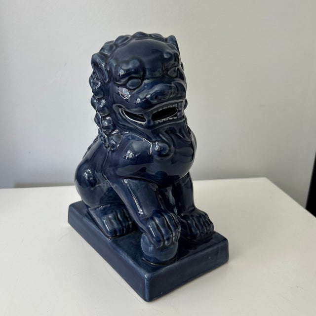 Late 20th Century Pair of Vintage Cobalt Blue Ceramic Chinese Foo Dogs For Sale - Image 5 of 5