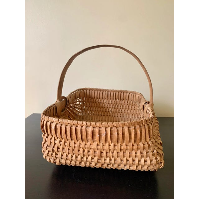 Wood Early 20th Century American Splint Oak Gathering Basket For Sale - Image 7 of 9