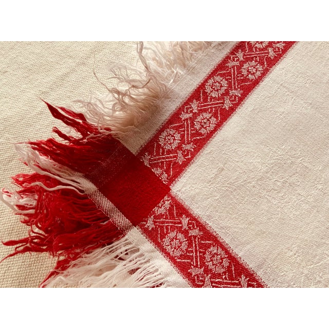 19th Century French Hand-Woven Linen Napkins With Fringe, Set of 8 For Sale - Image 6 of 10