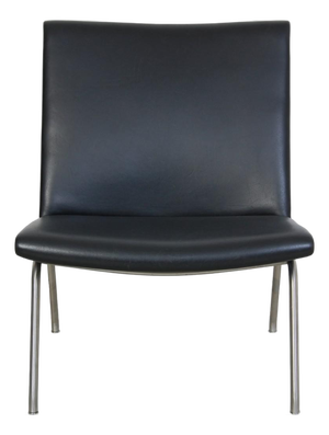 AP-40 Chair in Black Leather by Hans Wegner, 1980s