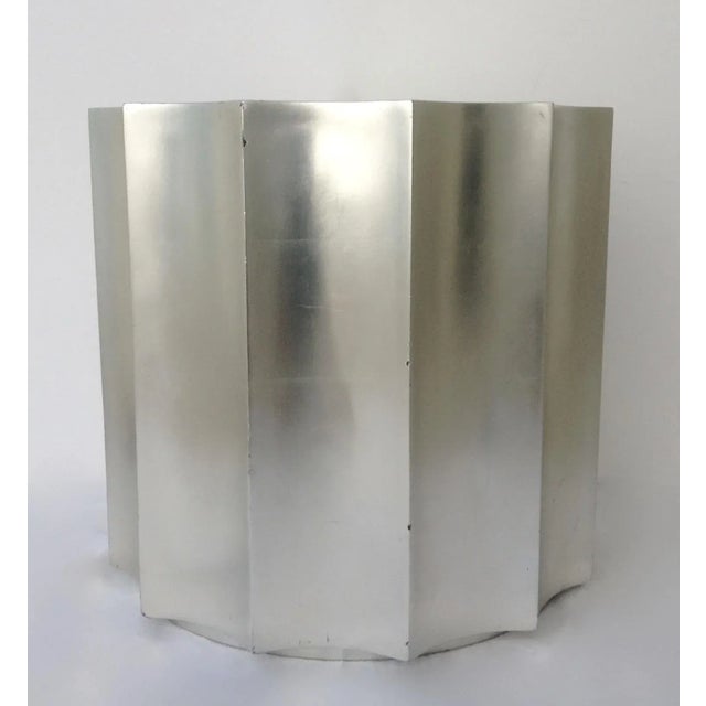Hollywood Regency Vintage C.1980's Sirmos Silver Leaf Doric Column Drum Side, Accent Table For Sale - Image 3 of 13