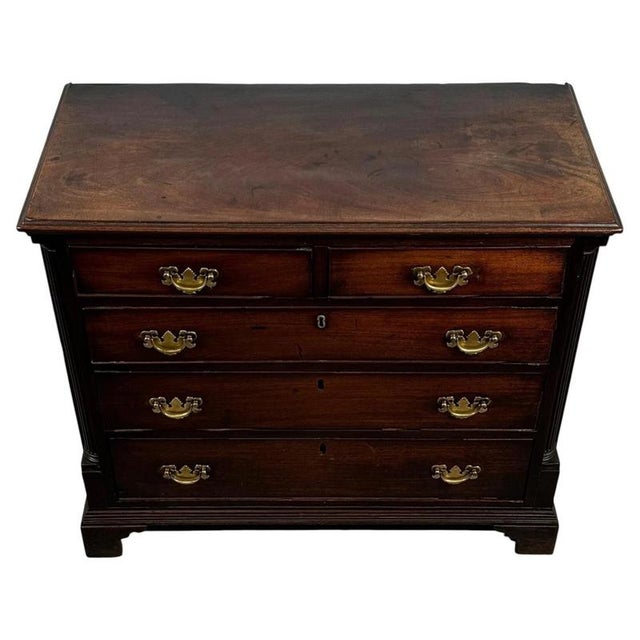 18th Century Georgian Mahogany Chest of Drawers For Sale - Image 3 of 12