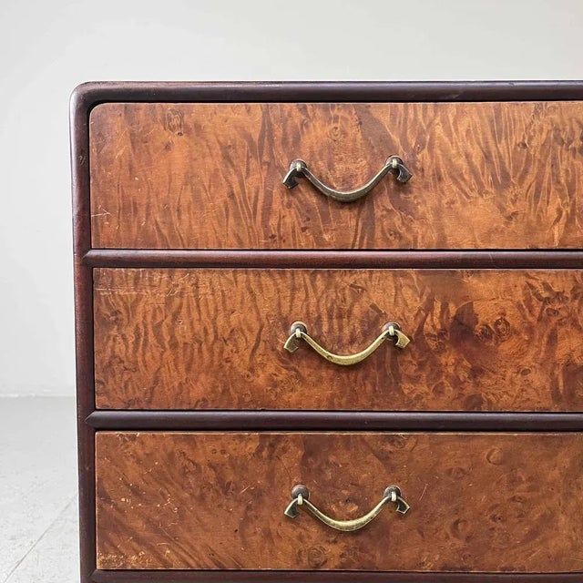Japanese Shōwa Period Tansu Cabinet, 1930s For Sale - Image 10 of 11