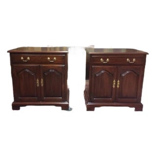Vintage Nightstands, Henkel Harris Furniture, Pair of Nightstands For Sale
