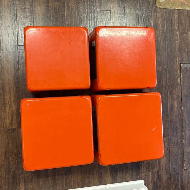 Plastic Set of 4 Stackable Fiberglass Quattro Gatti Tables by Mario Bellini for C & B Italia, 1970s For Sale - Image 7 of 12