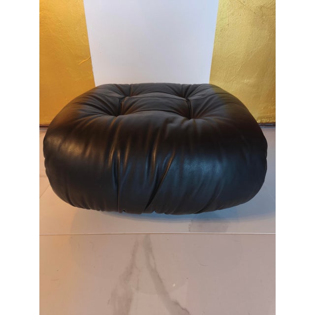 1970s Soriana Ottoman in Black Leather by Afra & Tobias Scarpa for Cassina, 1970s For Sale - Image 5 of 11