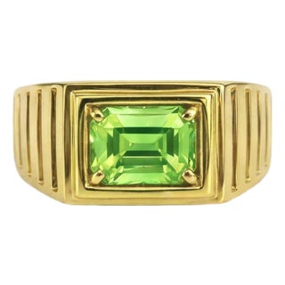 Art Deco Signet Ring for Men With Peridot, Silver, Gold, Size 10 For Sale