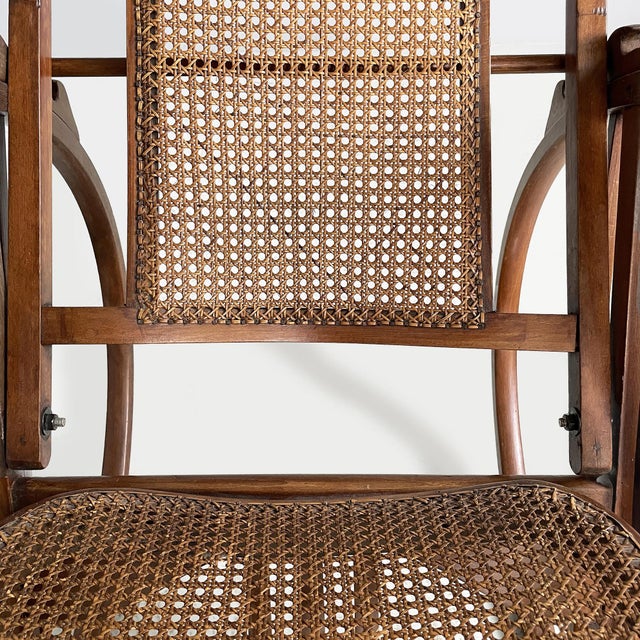 Wood Italian Art Nouveau Rocking Chair by Società Anonima Antonio Volpe, 1920s For Sale - Image 7 of 18