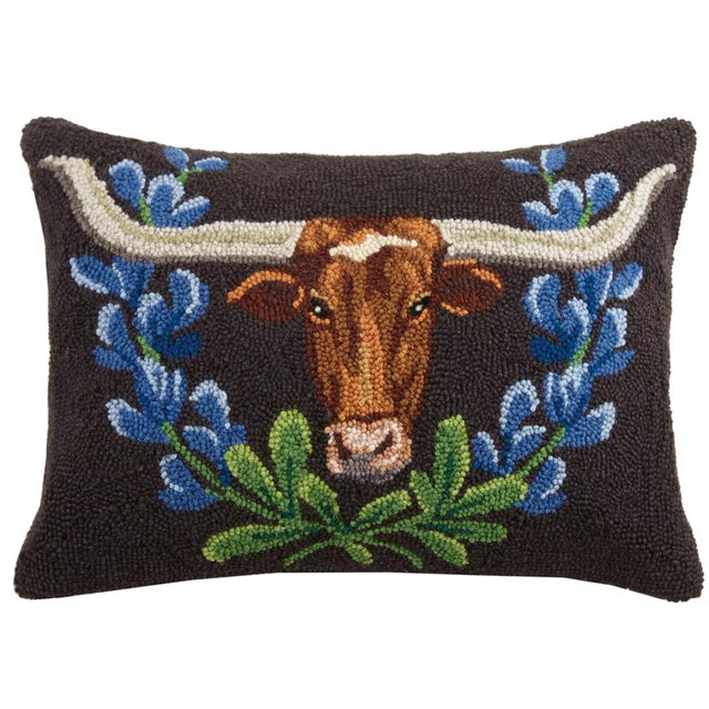Contemporary Longhorn & Blue Bonnets Hook Pillow, 16" x 22" For Sale - Image 3 of 3